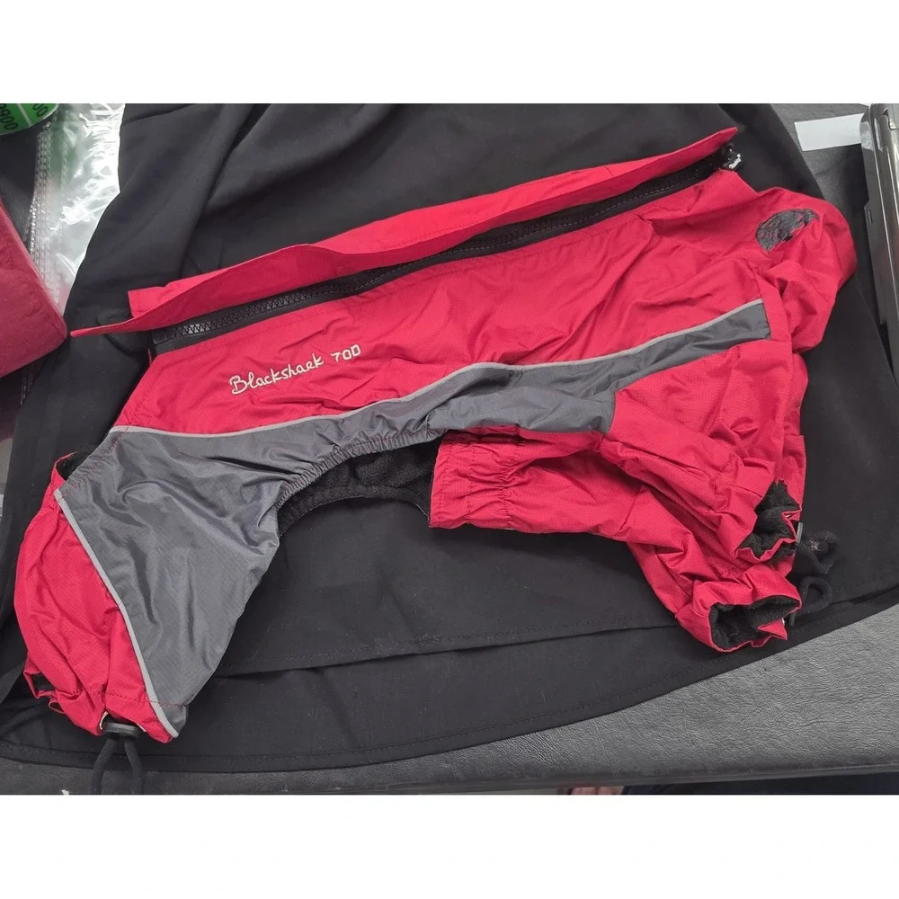 Touchdog Blackshark 700 Outdoor Series Dog Coat Red Grey Fleece Lined Small